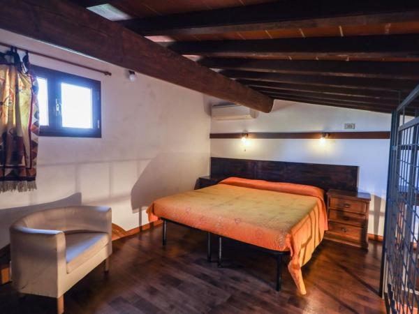 Agriturismo Michelangelo : photo 2 de la chambre chambre double avec salle de bains privative