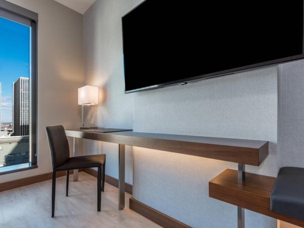 AC Hotel by Marriott Denver Downtown : photo 6 de la chambre chambre lit king-size classique