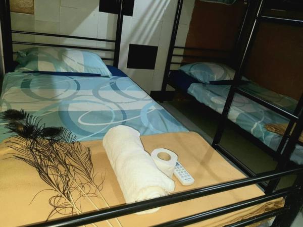 Little India Heritage Villa : photo 2 de la chambre lit simple dans dortoir pour femmes