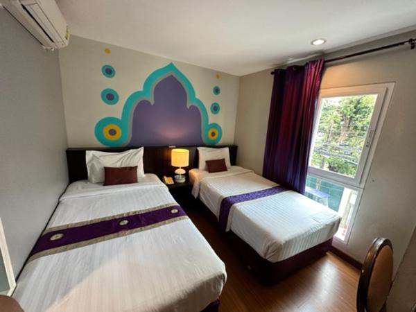 Sawasdee Hotel @ Sukhumvit Soi 8 : photo 3 de la chambre chambre lits jumeaux supérieure
