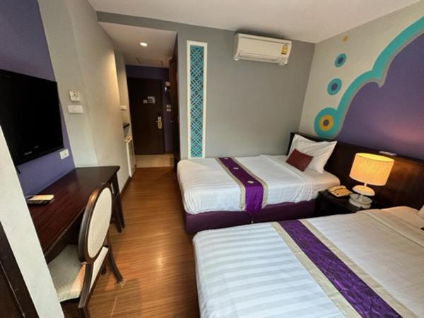 Sawasdee Hotel @ Sukhumvit Soi 8 : photo 3 de la chambre chambre lits jumeaux supérieure