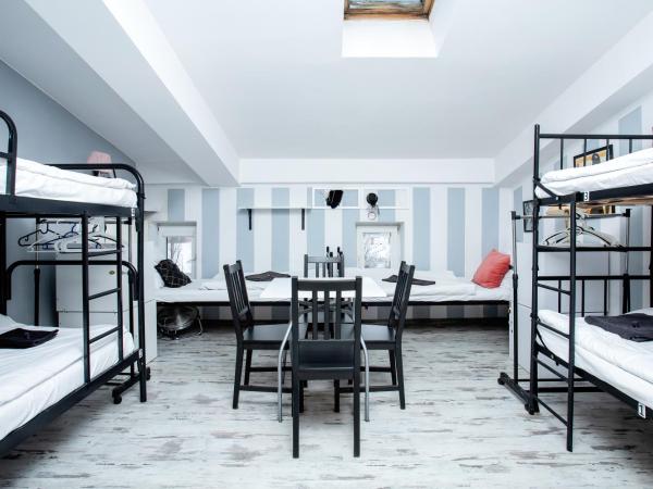 AB Hostel : photo 4 de la chambre lit dans dortoir mixte de 6 lits