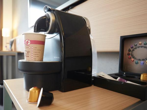 Mercure Valenciennes Centre : photo 8 de la chambre chambre lit king-size privilège