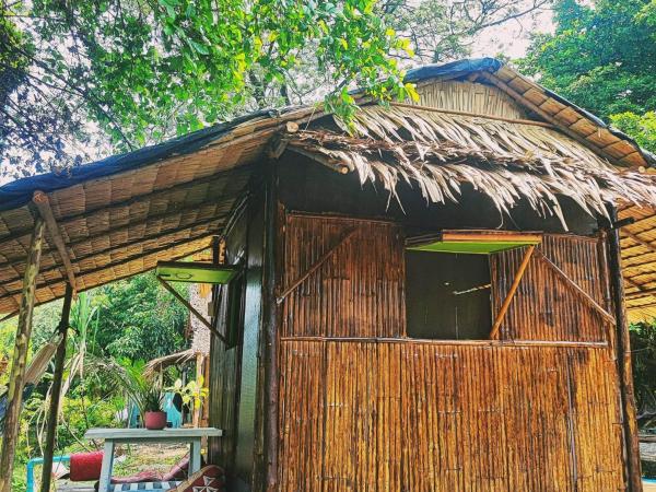 Do Dee Cafe Bangkok Hostel : photo 2 de la chambre bungalow standard