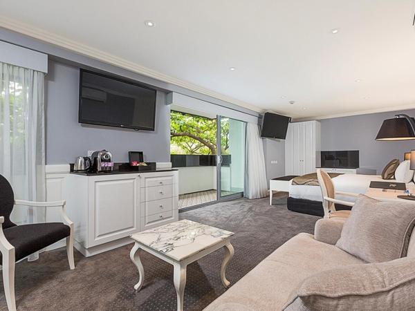 Canberra Rex Hotel : photo 2 de la chambre suite avec baignoire spa