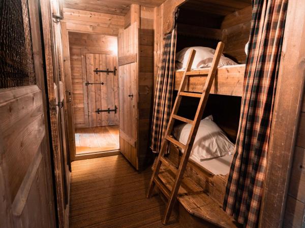 Hôtel LE BLIZZARD : photo 8 de la chambre suite 2 chambres