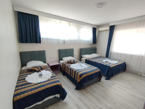 Anadolu Hotel : photo 1 de la chambre chambre quadruple