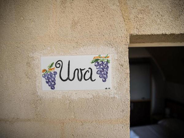 Residence Le Vie Del Mosto : photo 2 de la chambre chambre double supérieure