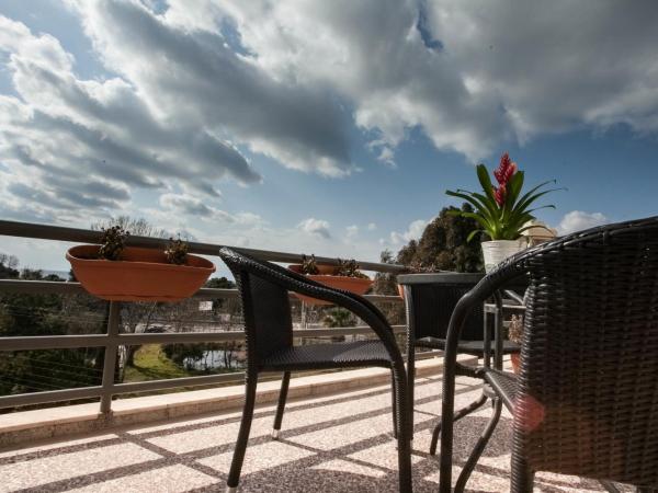 Minavra Hotel : photo 4 de la chambre chambre familiale - vue sur mer