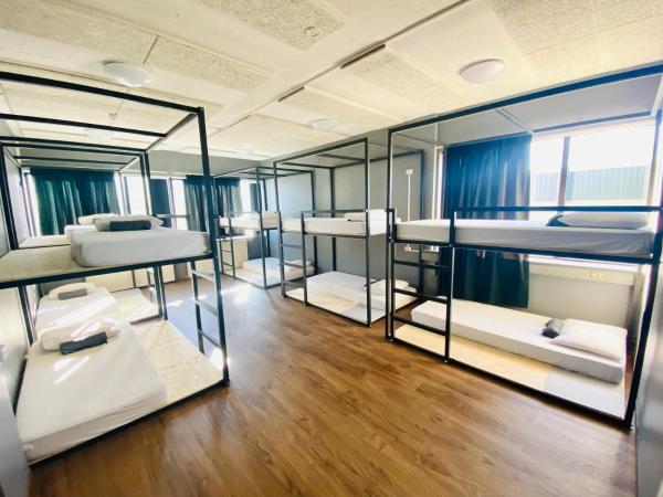 Bus Hostel Reykjavik - Reykjavik Terminal : photo 5 de la chambre lit dans dortoir de 10 lits 