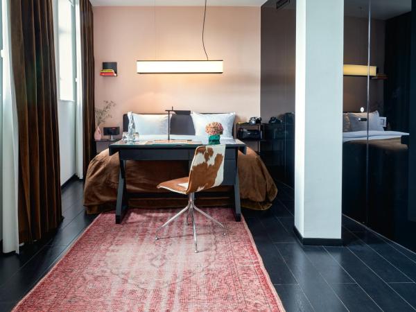 Sir Albert Hotel, part of Sircle Collection : photo 2 de la chambre suite deluxe