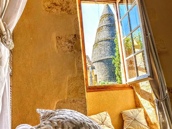 La Lanterne Chambres d'Hotes : photo 10 de la chambre chambre lit king-size - vue sur jardin