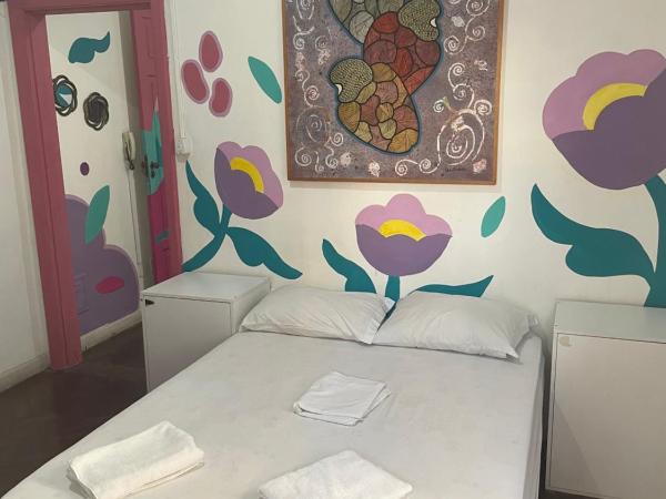 Porto das Palmeiras Hostel : photo 4 de la chambre chambre double avec patio