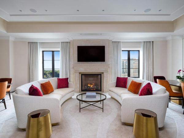 The St. Regis Atlanta : photo 2 de la chambre empire suite, presidential suite, city view, balcony