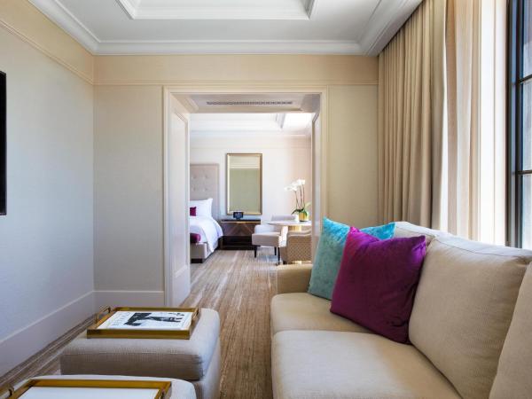 The St. Regis Atlanta : photo 2 de la chambre suite 1 chambre lit king-size métropolitaine avec balcon