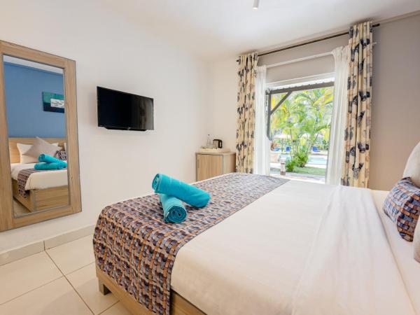 Le Grand Bleu Hotel : photo 3 de la chambre chambre deluxe