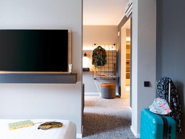 Moxy Dortmund City : photo 7 de la chambre moxy family queen room with sofa-bed