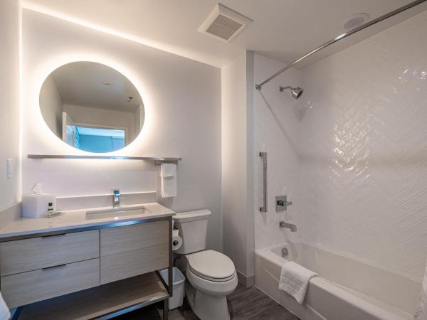 TownePlace Suites by Marriott Las Vegas North I-15 : photo 9 de la chambre studio lit queen-size 