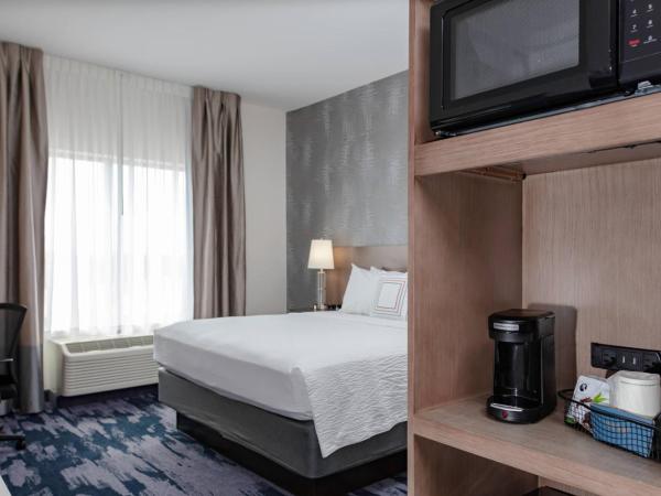 Fairfield Inn & Suites Charlotte Pineville : photo 1 de la chambre chambre lit king-size