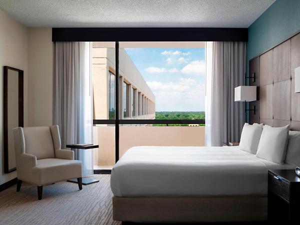 Houston Marriott Westchase : photo 7 de la chambre suite 1 chambre lit king-size