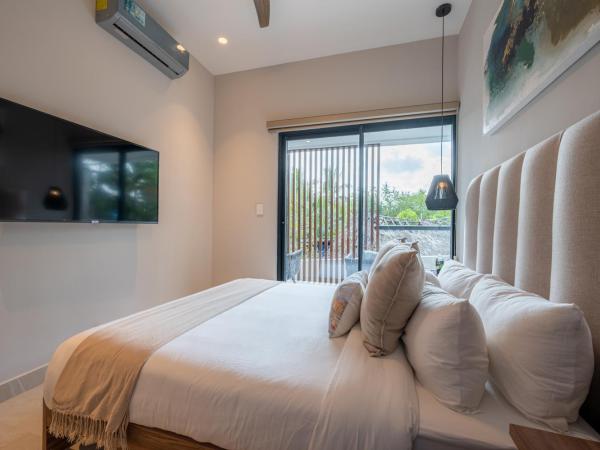 Kippal - Modern Oasis - ApartHotel : photo 2 de la chambre appartement avec terrasse