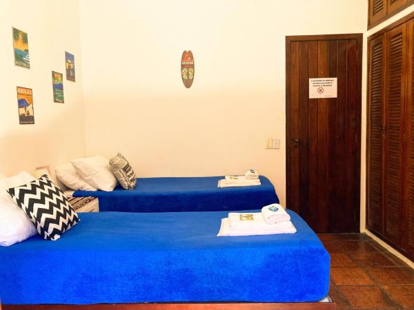 Numa Boa HOSTEL Búzios : photo 3 de la chambre chambre lits jumeaux standard avec salle de bains commune