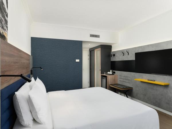 Danubius Hotel Helia : photo 2 de la chambre chambre double premium - vue sur fleuve (récemment rénovée)