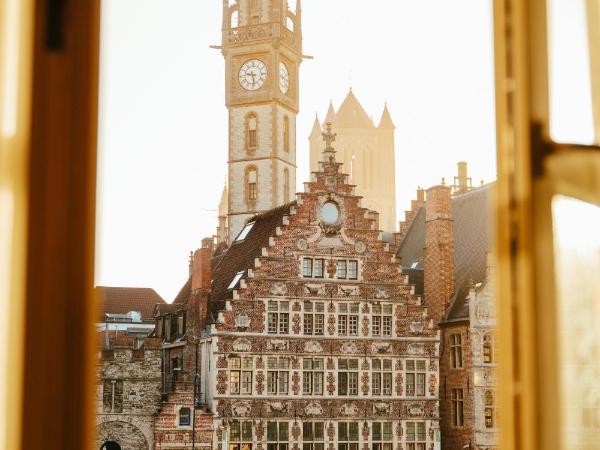 Ghent Marriott Hotel : photo 3 de la chambre chambre lit king-size - vue sur rivière