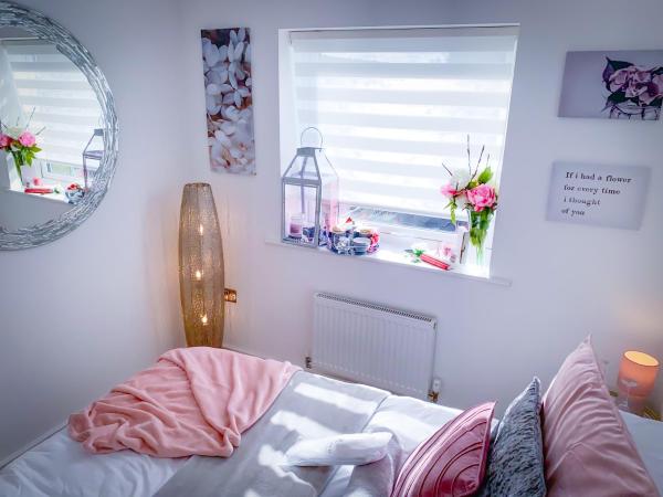 Royal Rooms at Coop Live Etihad, Sports City : photo 7 de la chambre chambre double ou lits jumeaux deluxe – vue sur jardin