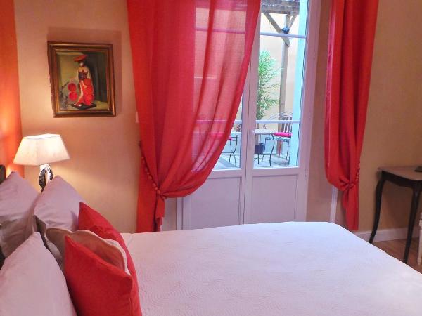 Hotel Relais Du Postillon : photo 2 de la chambre chambre double confort avec patio