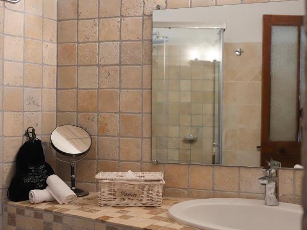 LA FERME DE LA HUPPE : photo 4 de la chambre chambre double - vue sur jardin