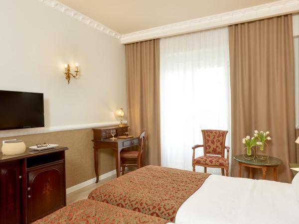 Grand Hotel Palace : photo 7 de la chambre chambre double ou lits jumeaux classique