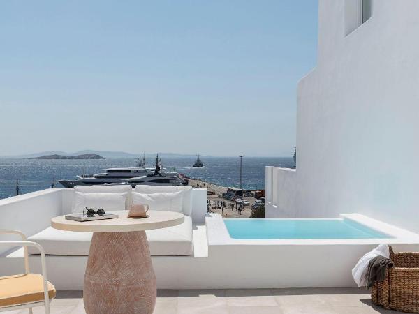 Porto Mykonos : photo 1 de la chambre suite lune de miel avec bain à remous extérieur - vue sur mer