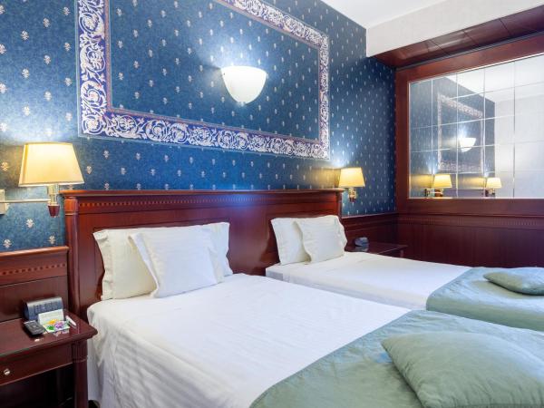 HOTIDAY Hotel Milano Turro : photo 3 de la chambre chambre double