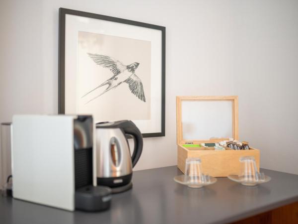 La Fabrique à Poupées - Chambres de charme au coeur de Menton : photo 3 de la chambre chambre double avec balcon