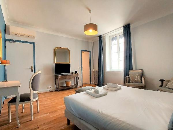 Hôtel De L'Amphithéâtre : photo 9 de la chambre chambre double