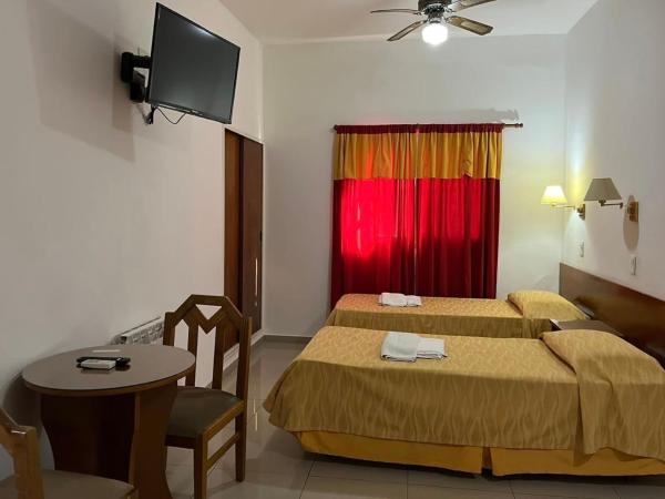 Gran Hotel Cristal : photo 9 de la chambre chambre double