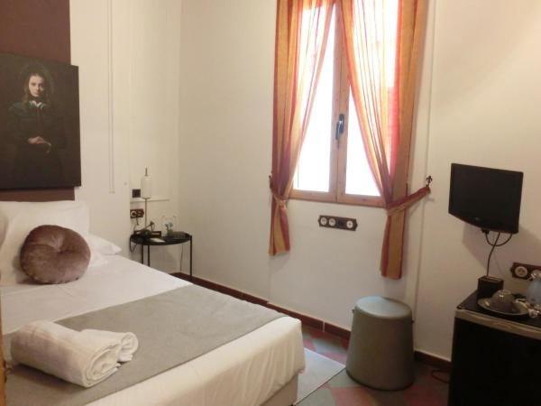 Les Monges Palace Boutique : photo 2 de la chambre chambre simple standard