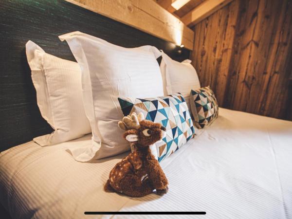 Les Mazots des Fées : photo 7 de la chambre chambre double - vue sur montagne