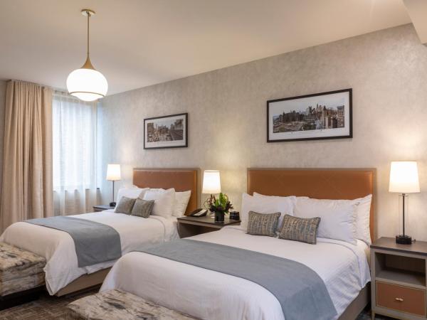 Broadway Plaza Hotel : photo 3 de la chambre chambre 2 lits queen-size deluxe (rénovée)