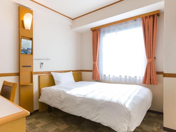 Toyoko Inn Fukuoka Tenjin : photo 1 de la chambre chambre double pour occupation simple - non-fumeurs