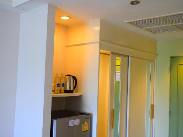 Seapine Beach Golf and Resort Hua Hin : photo 5 de la chambre chambre lits jumeaux deluxe