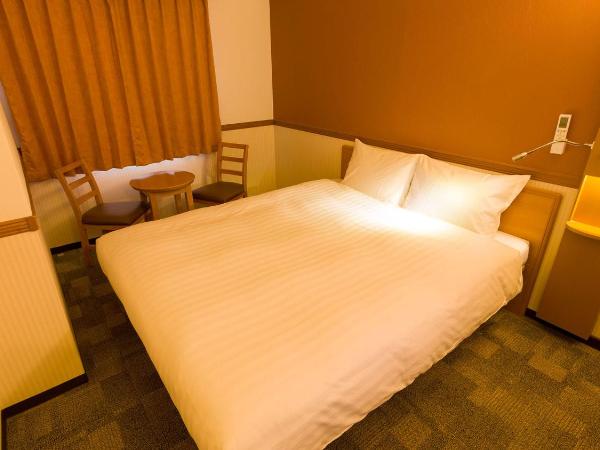 Toyoko Inn Osaka Temmabashi Otemae : photo 5 de la chambre chambre lit queen-size - fumeurs