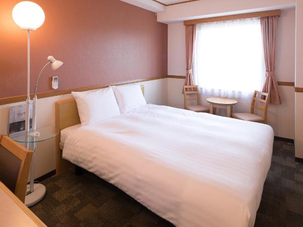 Toyoko Inn Hakata-guchi Ekimae : photo 1 de la chambre chambre lit queen-size - fumeurs