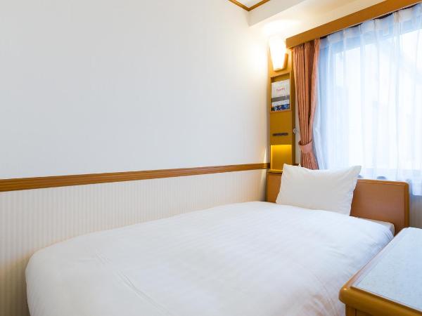 Toyoko Inn Tokyo Tameike-sanno-eki Kantei Minami : photo 1 de la chambre chambre simple standard - non-fumeurs