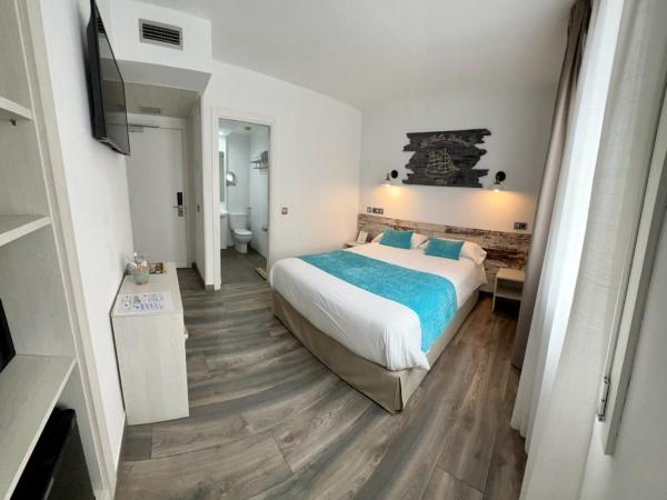 Hotel Bella Dolores : photo 7 de la chambre chambre double ou lits jumeaux