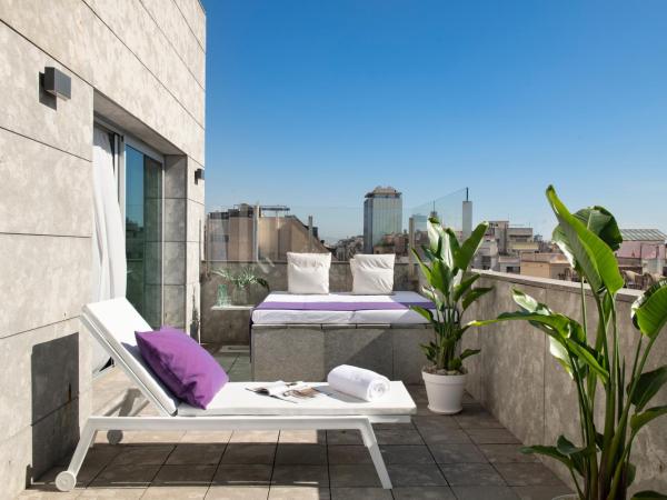 Allegro Barcelona : photo 2 de la chambre suite avec piscine privée