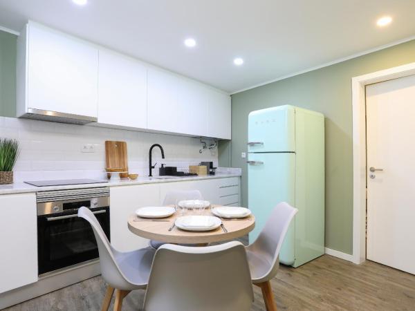 Loios Studios and Apartments : photo 5 de la chambre appartement - rez-de-chaussée