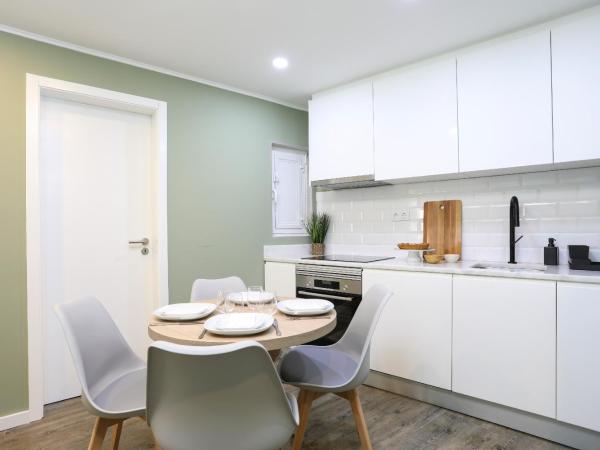 Loios Studios and Apartments : photo 6 de la chambre appartement - rez-de-chaussée