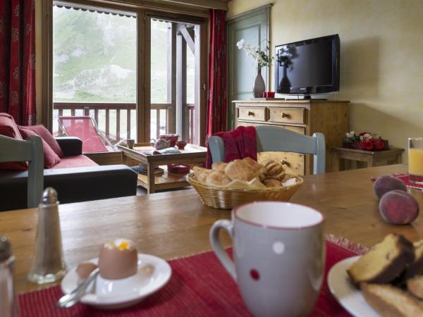 Résidences Village Montana by Les Etincelles : photo 4 de la chambre appartement 2 chambres